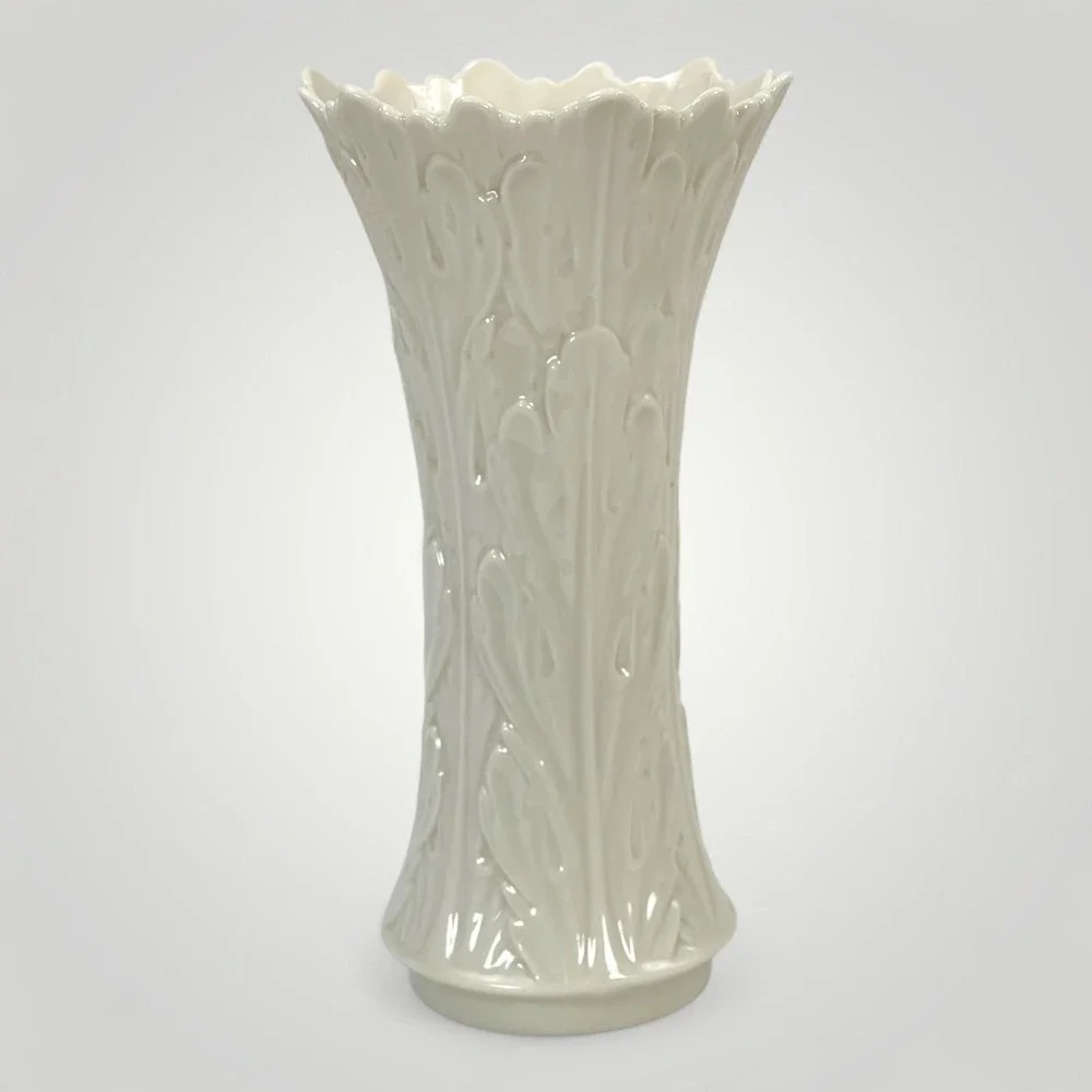 Lenox elegant woodland